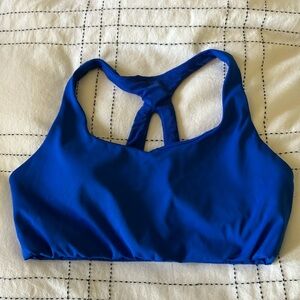 Arc’teryx • Ascent sports bra